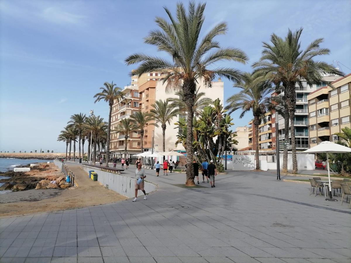 Sunny Appartment With Pool Torrevieja Center Εξωτερικό φωτογραφία